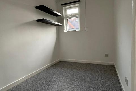 1 bedroom flat to rent, Claylands Road , Winchester SO32