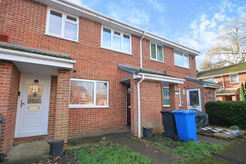 1 bedroom maisonette for sale, Dawn Redwood Close, Horton