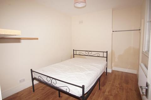 3 bedroom apartment to rent, Acton Street, WC1X9LX