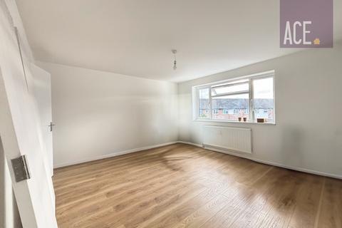 2 bedroom flat to rent, Jersey Road, Hounslow TW3