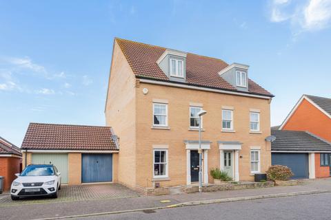 4 bedroom townhouse for sale, Windsor Park Gardens, Norwich