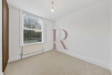 2 bedroom flat to rent, Hambalt Road, Clapham South, SW4