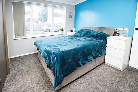 8 Someries Road, Hemel Hempstead, HP1 3PH