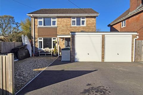 4 bedroom detached house for sale, Manor Road, New Milton, Hampshire, BH25