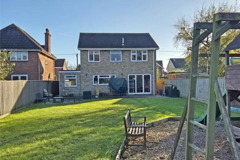 4 bedroom detached house for sale, Manor Road, New Milton, Hampshire, BH25