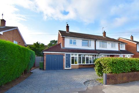 3 bedroom semi-detached house for sale, Kingfield Road, Shirley