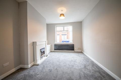 2 bedroom terraced house to rent, Hope Street, Newton-Le-Willows, WA12