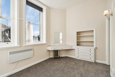 1 bedroom flat to rent, Viscount Court, 1 Pembridge Villas, London