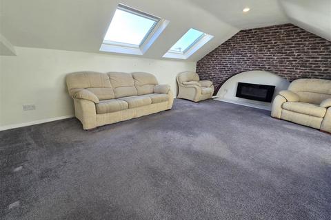 1 bedroom flat for sale, Park Lane, Chippenham