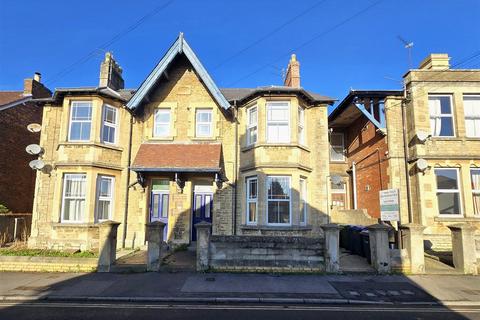 1 bedroom flat for sale, Park Lane, Chippenham