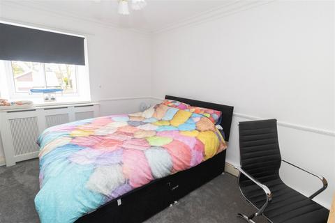 2 bedroom flat to rent, Preston Road, North Shields