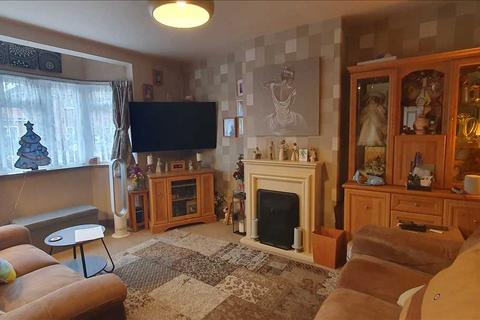 3 bedroom semi-detached house for sale, Beech Road, Bedfont