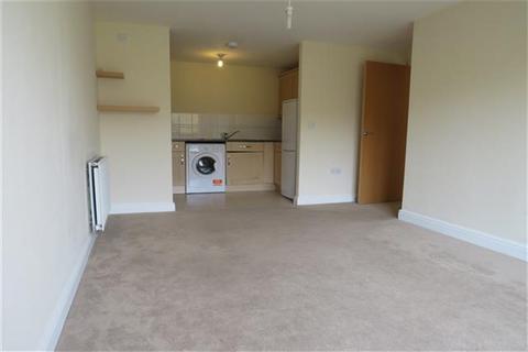 2 bedroom flat to rent, Commonwealth Drive, Crawley RH10