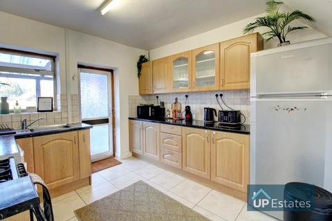 3 bedroom terraced house for sale, Ullswater Road, Binley, Coventry