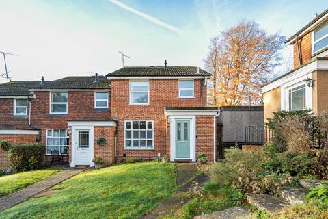 3 bedroom house for sale, Valroy Close, Camberley GU15