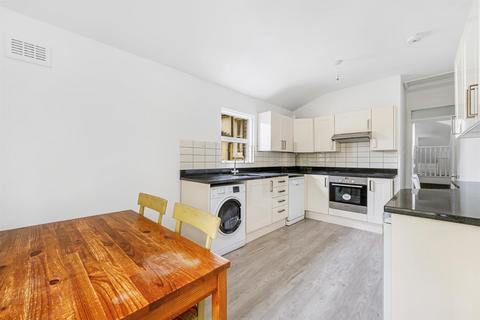 2 bedroom flat for sale, Whitestile Road, Brentford