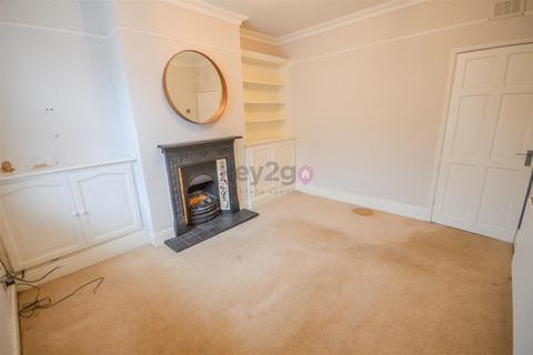 3 bedroom terraced house to rent, Cadman Street, Mosborough, Sheffield