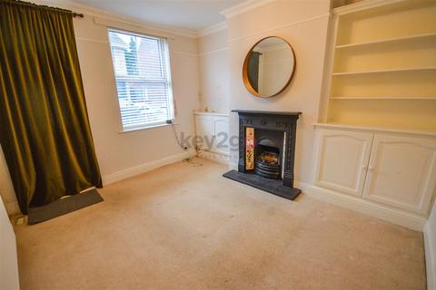 3 bedroom terraced house to rent, Cadman Street, Mosborough, Sheffield