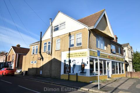 3 bedroom flat for sale, Brockhurst Road, Gosport