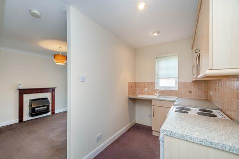 1 bedroom townhouse for sale, Martin Close, Morley