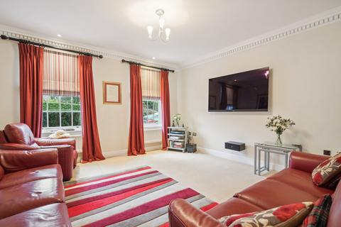 74 Gregories Road, Beaconsfield, HP9 1HL
