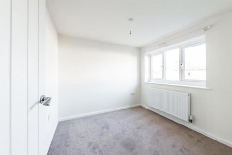 3 bedroom detached house to rent, Coombs Road,  Worcester,  WR3