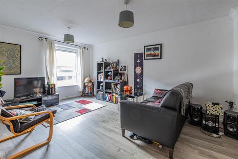 2 bedroom flat for sale, Cowbridge Road East, Cardiff CF11