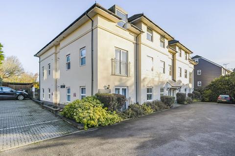 21 Barnhouse Close, Pulborough, RH20 2HT