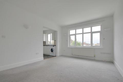 2 bedroom flat to rent, Loxwood Avenue, Worthing BN14