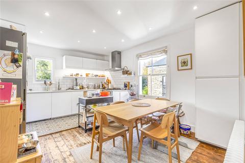 3 bedroom maisonette for sale, Telferscot Road, London, SW12