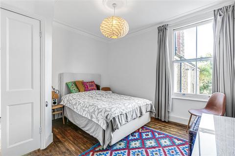 3 bedroom maisonette for sale, Telferscot Road, London, SW12