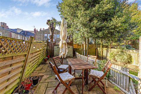 3 bedroom maisonette for sale, Telferscot Road, London, SW12