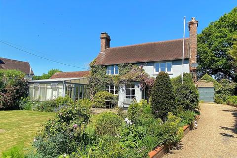 4 bedroom detached house for sale, Top Road, Hooe, Battle
