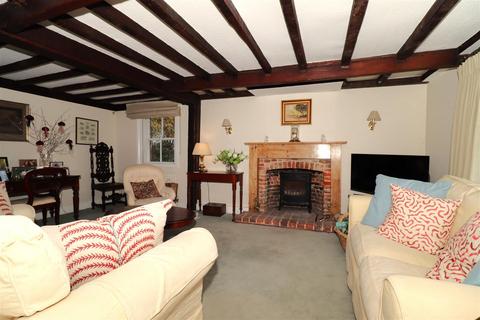 4 bedroom detached house for sale, Top Road, Hooe, Battle