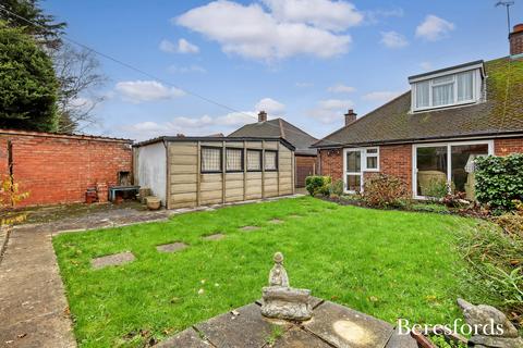 3 bedroom bungalow for sale, Dunmow Gardens, West Horndon, CM13