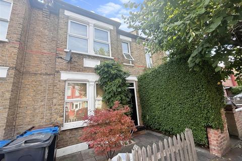 2 bedroom terraced house to rent, Vernon Avenue, Raynes Park SW20