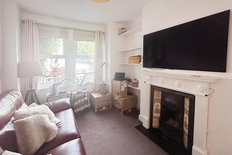 2 bedroom terraced house to rent, Vernon Avenue, Raynes Park SW20