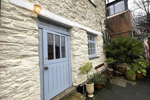 1 bedroom flat to rent, 51 High Street, Falmouth