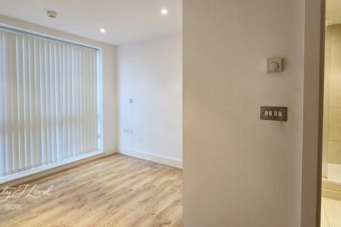 2 bedroom apartment for sale, Yeo Street, London