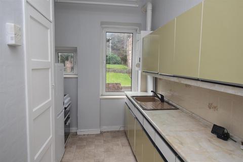 2 bedroom flat to rent, South Street, Greenock