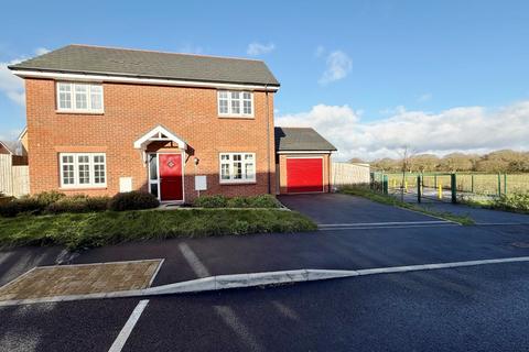 3 bedroom detached house for sale, Ffordd Y Merlod, Grovesend