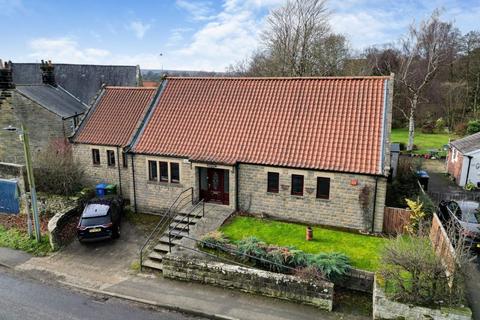 4 bedroom detached bungalow for sale, Homeleigh, Danby