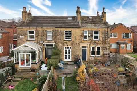 3 bedroom terraced house for sale, Valley Road, Pudsey, West Yorkshire, LS28