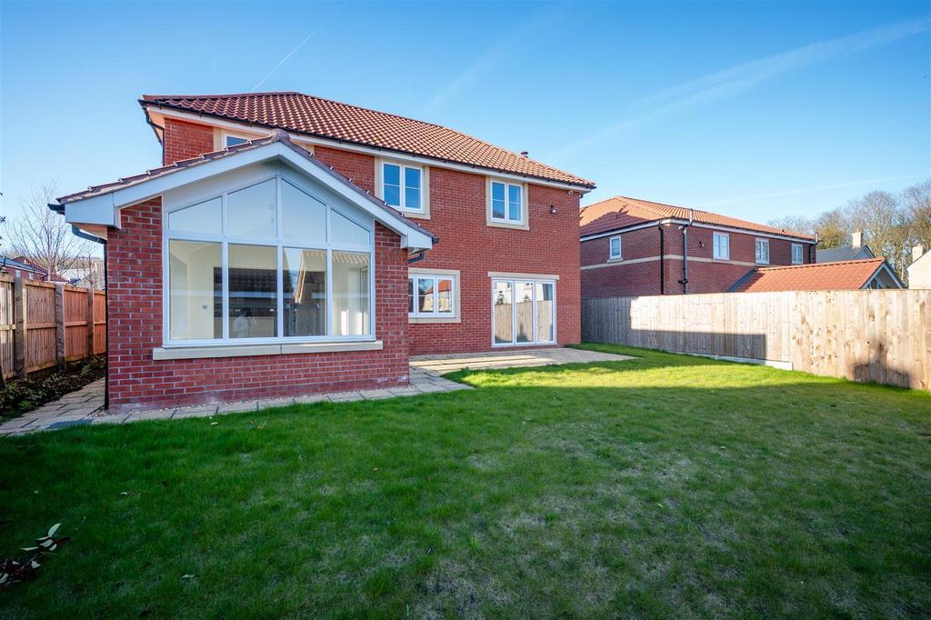 Plot 34 rear 3.jpg