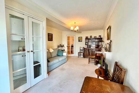 2 bedroom flat for sale, DE MOULHAM ROAD, SWANAGE