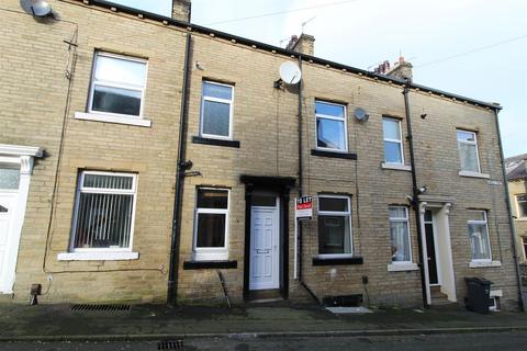 2 bedroom terraced house to rent, Ashville Street, Lee Mount, Halifax