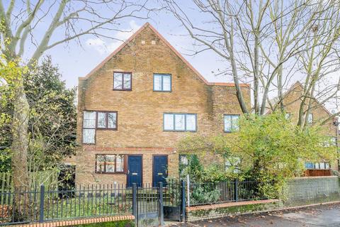 4 bedroom house for sale, Redriff Road, Canada Water, London, SE16