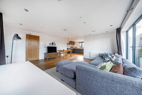 4 bedroom house for sale, Redriff Road, Canada Water, London, SE16