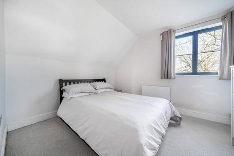 101 Redriff Road, London, SE16 7PS