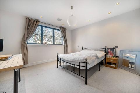 101 Redriff Road, London, SE16 7PS